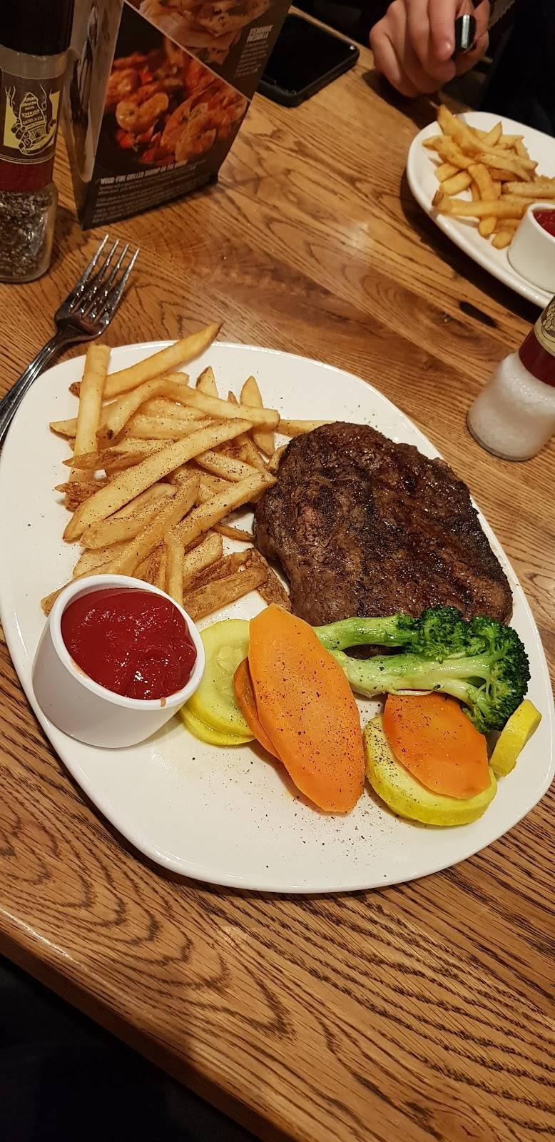 Outback Steakhouse | restaurant | 2590 Wabash Ave, Springfield, IL 62704, USA | 2175232815 OR +1 217-523-2815