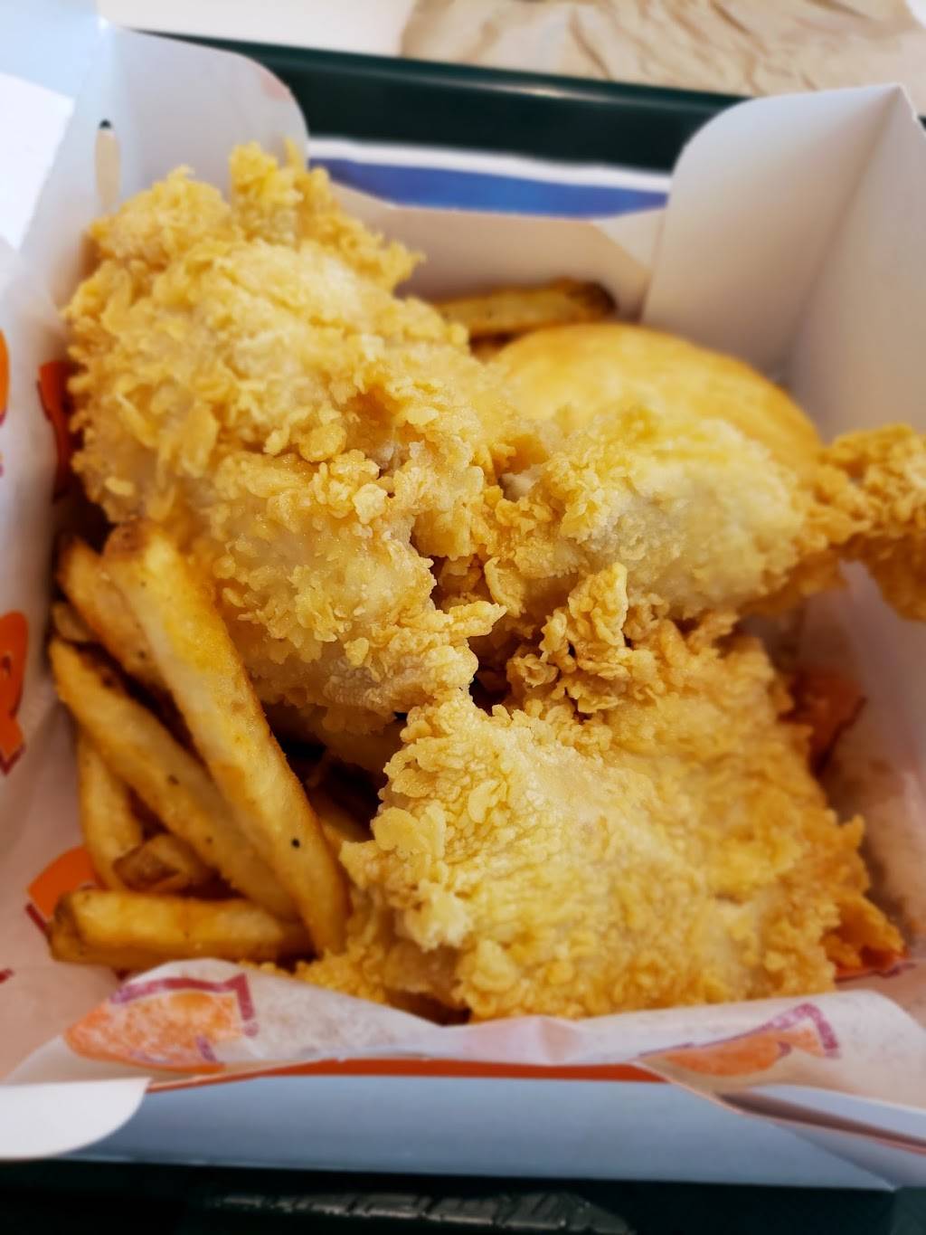 Popeyes Louisiana Kitchen | restaurant | 651 Kapkowski Rd, Elizabeth, NJ 07201, USA | 9082824806 OR +1 908-282-4806