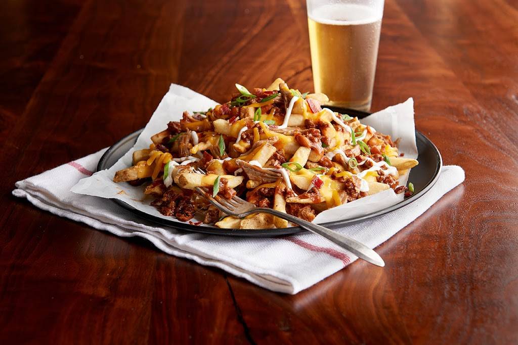 Bills Bar & Burger | restaurant | 7 Boardwalk, Kemah, TX 77565, USA | 2813341099 OR +1 281-334-1099