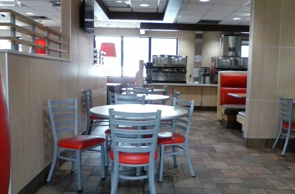 McDonalds | cafe | 27322 Lorain Rd, North Olmsted, OH 44070, USA | 4407776393 OR +1 440-777-6393