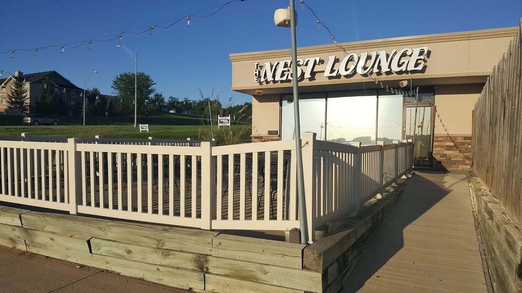 The Nest Lounge | restaurant | 2638 S 158th Plaza, Omaha, NE 68130, USA | 4023304855 OR +1 402-330-4855