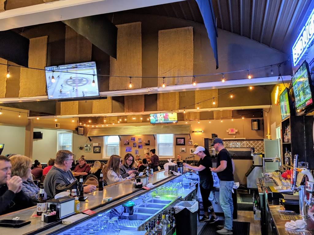 Old Town Tap & Restaurant | restaurant | 209 S Seminary St, Downs, IL 61736, USA | 3093781818 OR +1 309-378-1818