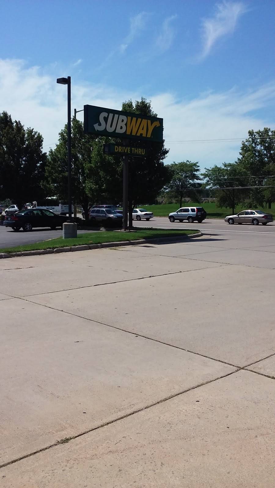Subway | restaurant | 2359 S Mission St, Mt Pleasant, MI 48858, USA | 9897799801 OR +1 989-779-9801