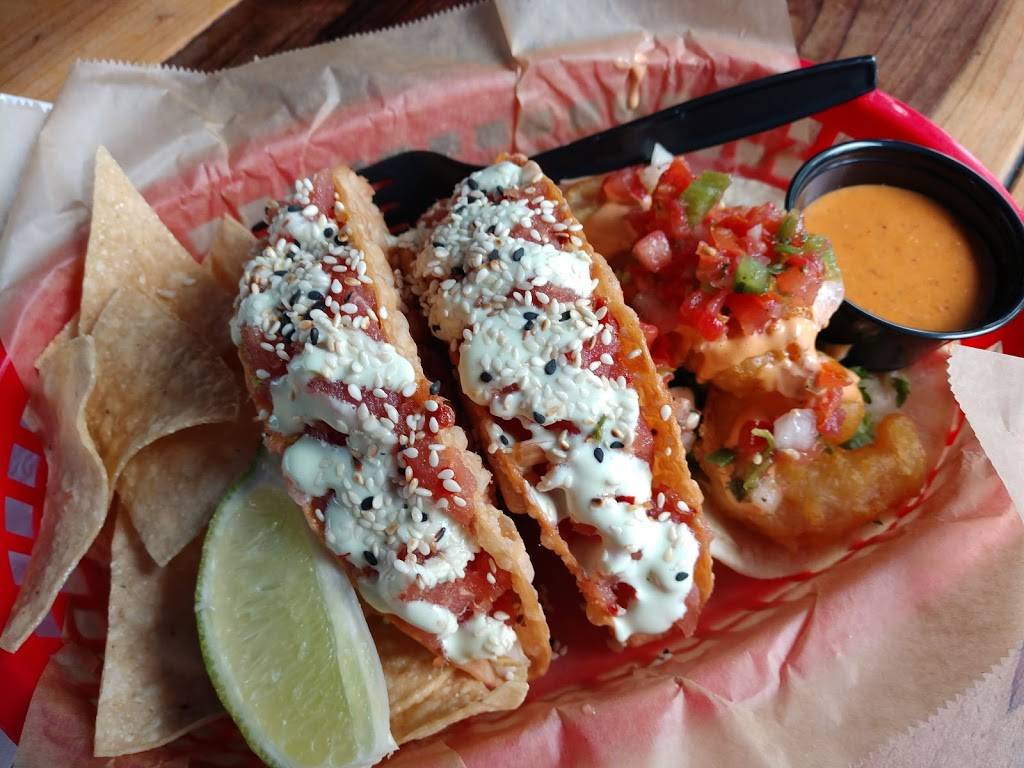 East Beach Tacos | restaurant | 3608, 226 S Milpas St, Santa Barbara, CA 93103, USA | 8057702761 OR +1 805-770-2761