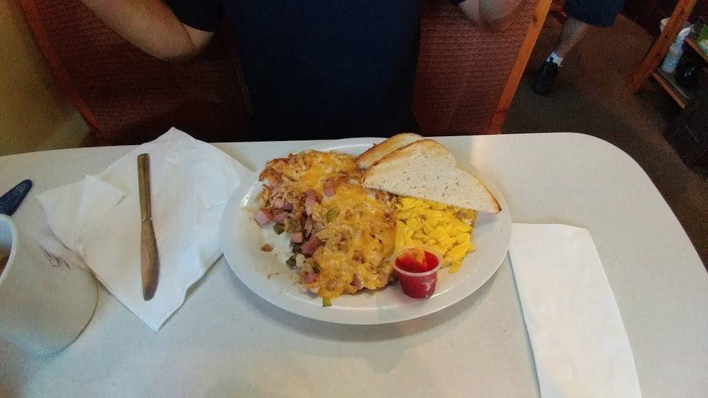 Mikes Port Pub & Grill | restaurant | 6269 WI-57, Sturgeon Bay, WI 54235, USA | 9208232081 OR +1 920-823-2081