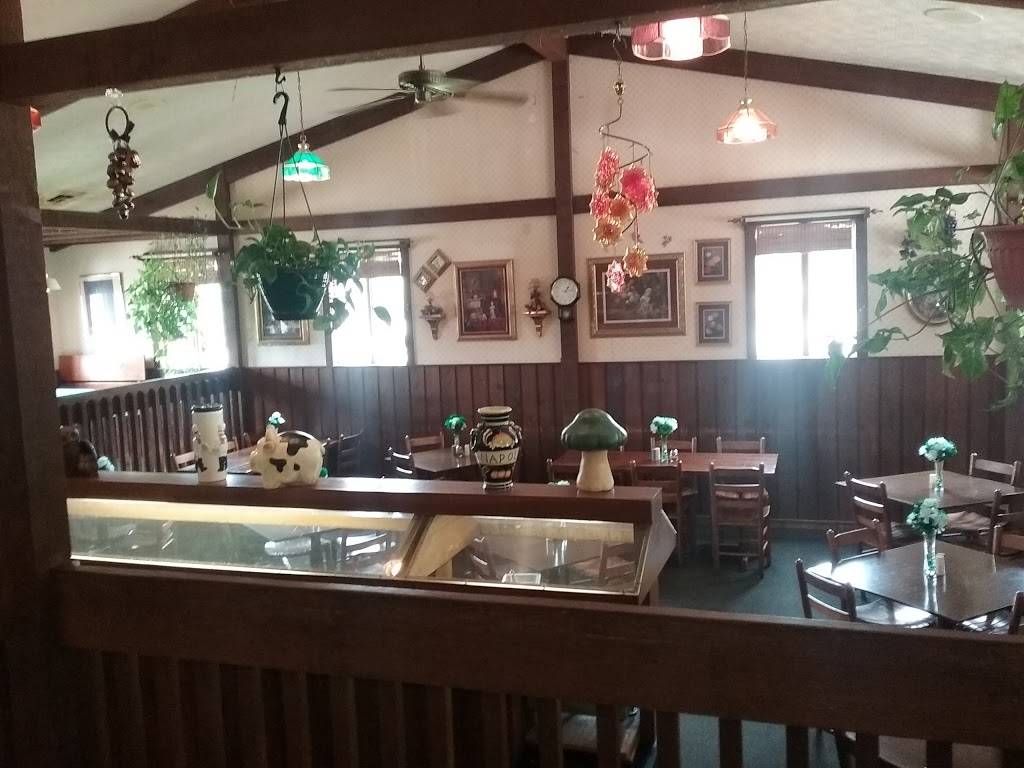 Pizza Pantry | restaurant | 5700 State Rd 46, Bloomington, IN 47404, USA | 8128762279 OR +1 812-876-2279