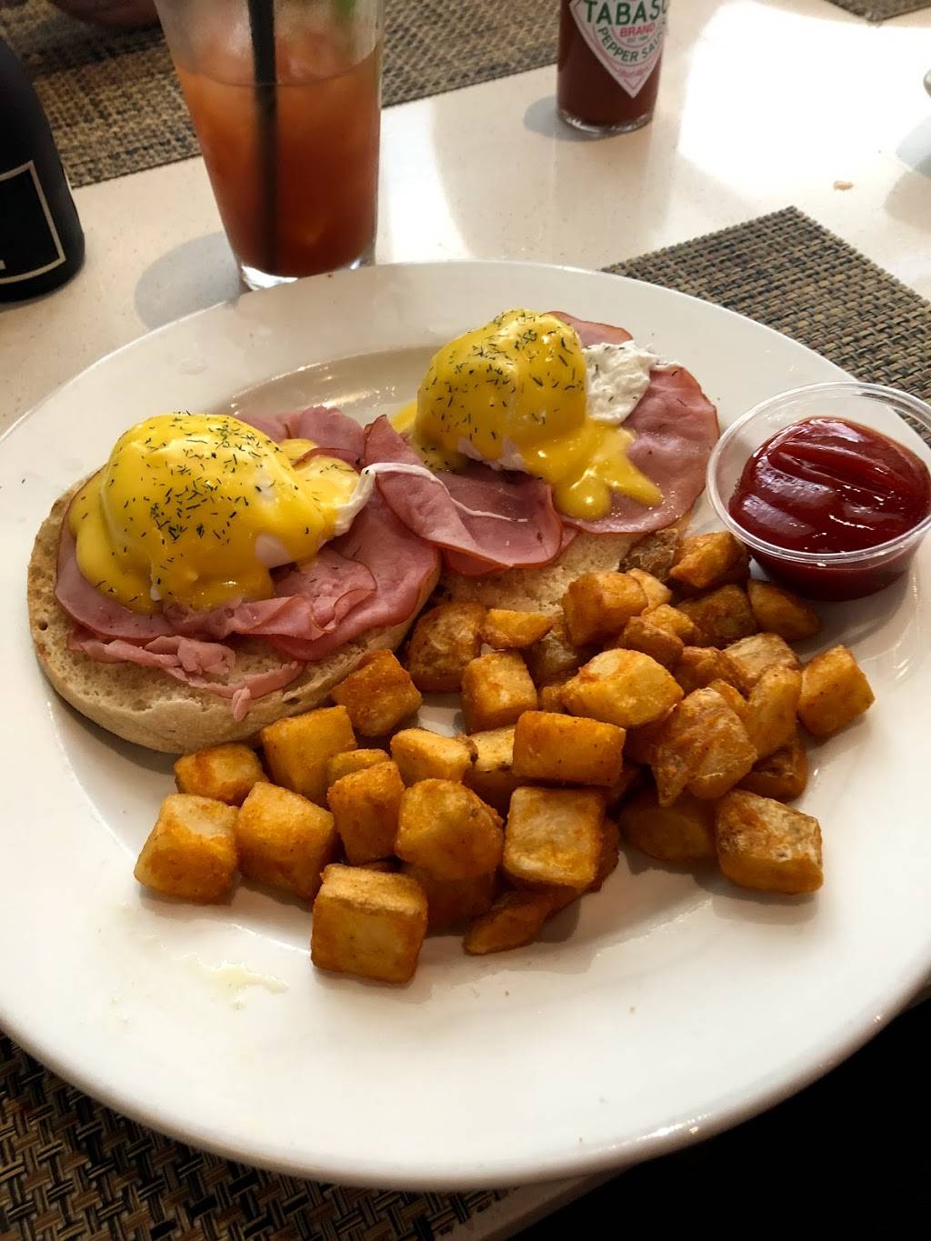 B Grill by Boa Steakhouse | restaurant | 1 World Way, Los Angeles, CA 90045, USA | 8554635252 OR +1 855-463-5252