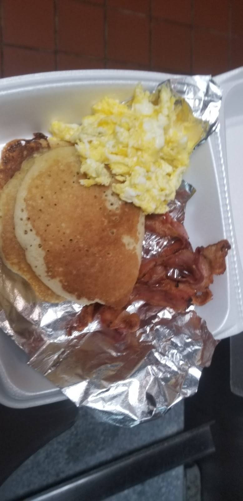 Sistas Southern Breakfast | restaurant | 2501 Columbia Dr suite d, Decatur, GA 30034, USA | 4042576500 OR +1 404-257-6500