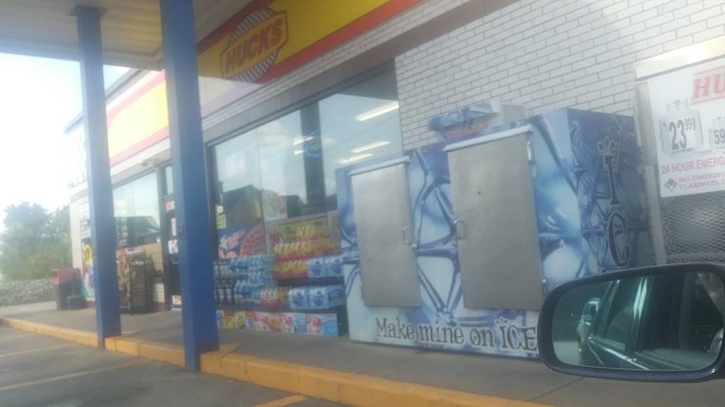 Godfathers Pizza | meal delivery | 568 E Pearl St, Batesville, IN 47006, USA | 8129330500 OR +1 812-933-0500