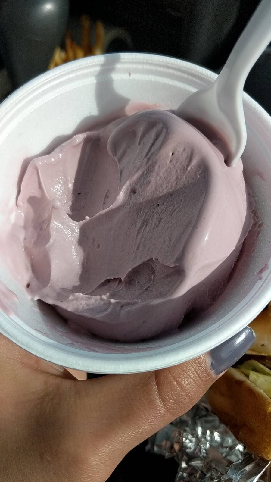 Good Times Burgers & Frozen Custard | restaurant | 4003 E 120th Ave, Thornton, CO 80233, USA | 3032520013 OR +1 303-252-0013