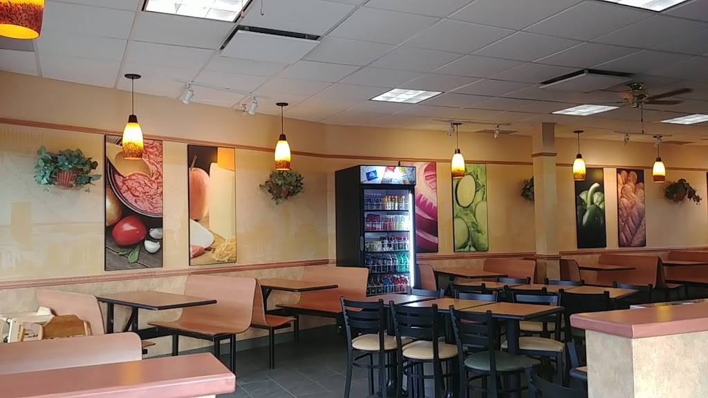 Subway | restaurant | 403 Avenue Bessette, Saint-Jean-sur-Richelieu, QC J2X 2P1, Canada | 4503465335 OR +1 450-346-5335