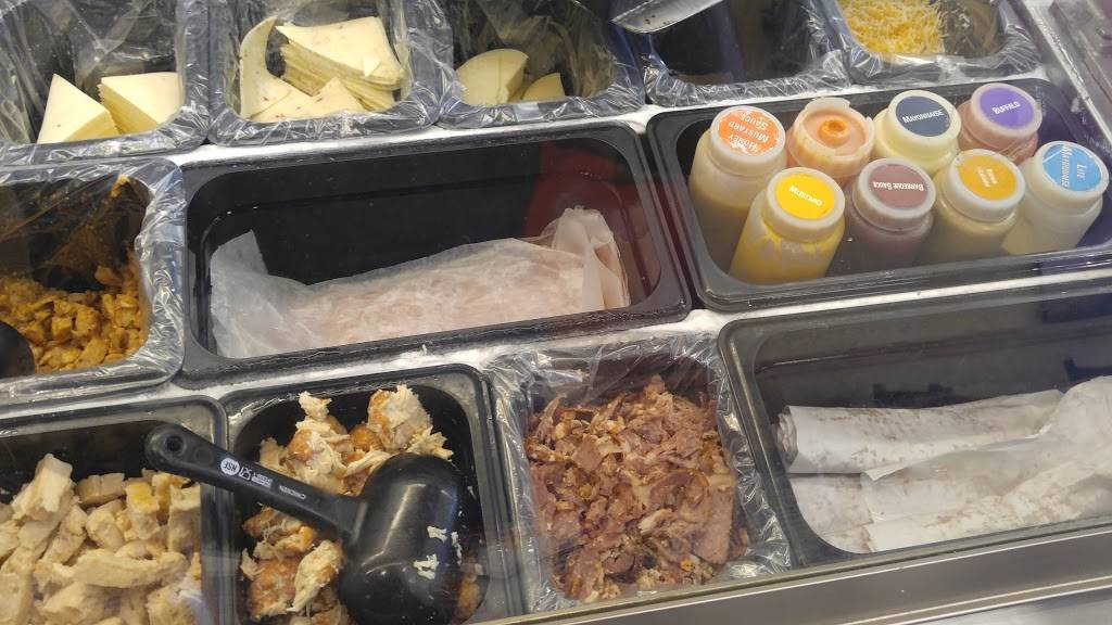 Subway Restaurants | restaurant | 7920 Norwalk Blvd, Whittier, CA 90606, USA | 5626924115 OR +1 562-692-4115