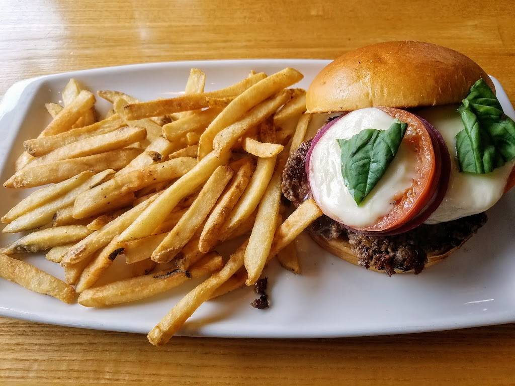 Applebees Grill + Bar | restaurant | 13006 NE Hwy 99, Vancouver, WA 98686, USA | 3605748004 OR +1 360-574-8004