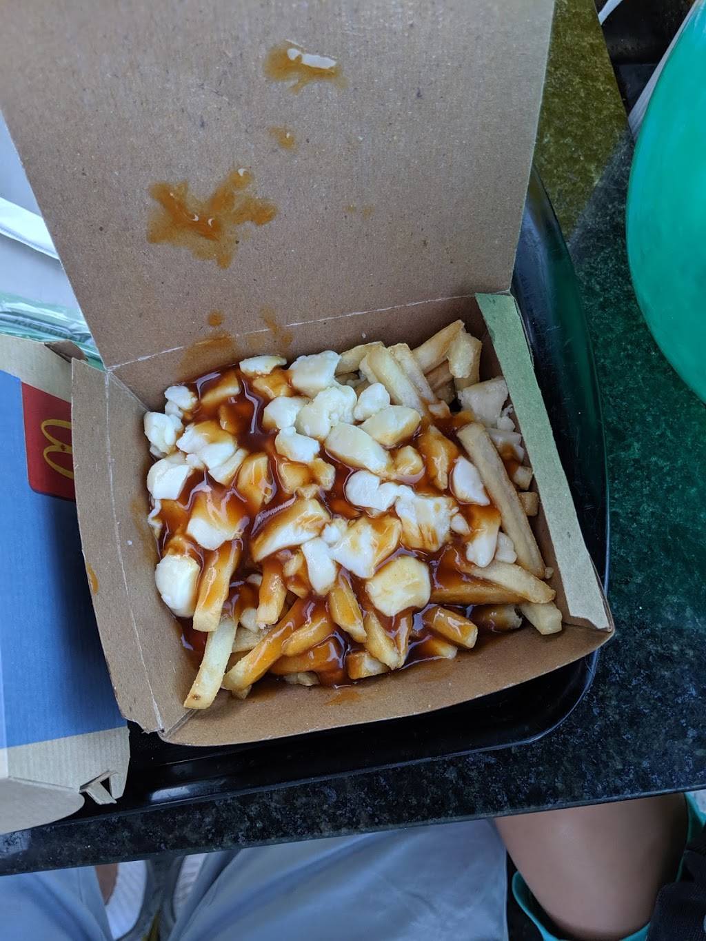 McDonalds | cafe | 2355 8e Rue, Grand-Mère, QC G9T 6Z8, Canada | 8195334791 OR +1 819-533-4791