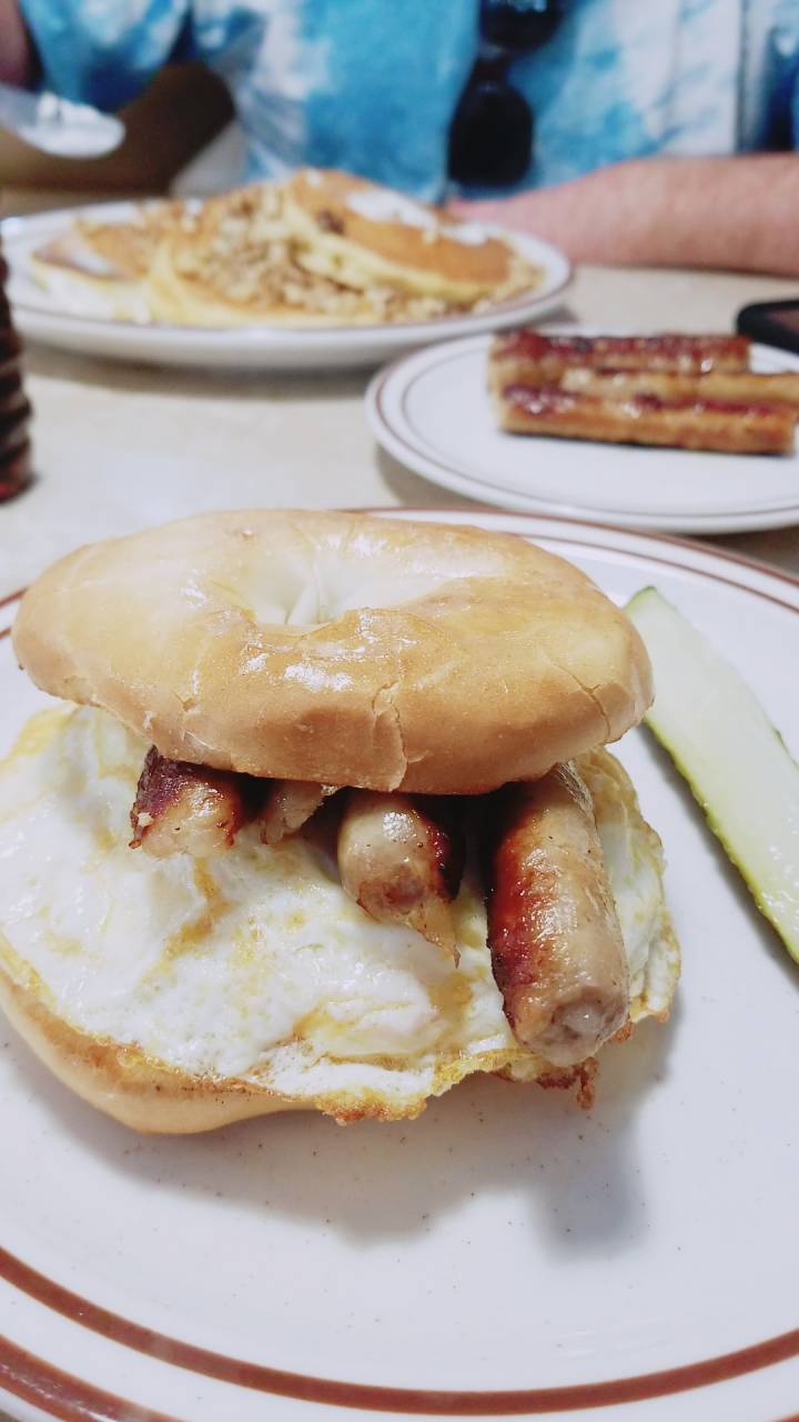 Andarys Grill & Deli | restaurant | 23447 Gratiot Ave, Eastpointe, MI 48021, USA | 5867734244 OR +1 586-773-4244