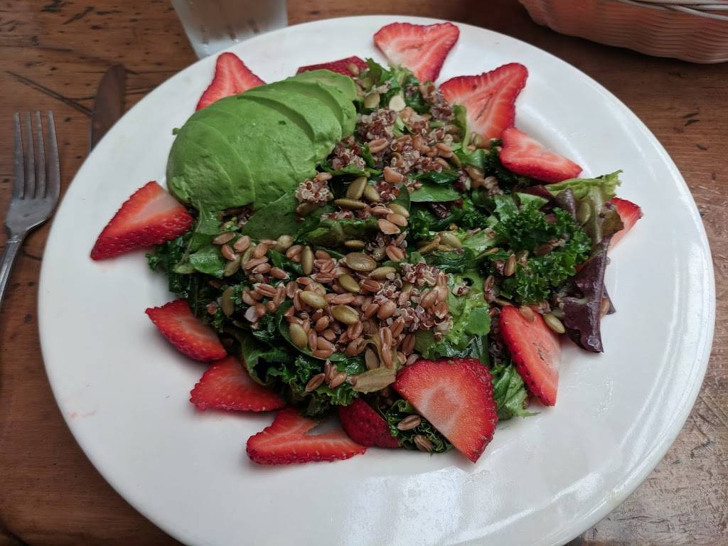 Ginos | meal takeaway | 1410 S Main St, Salinas, CA 93901, USA | 8314221814 OR +1 831-422-1814