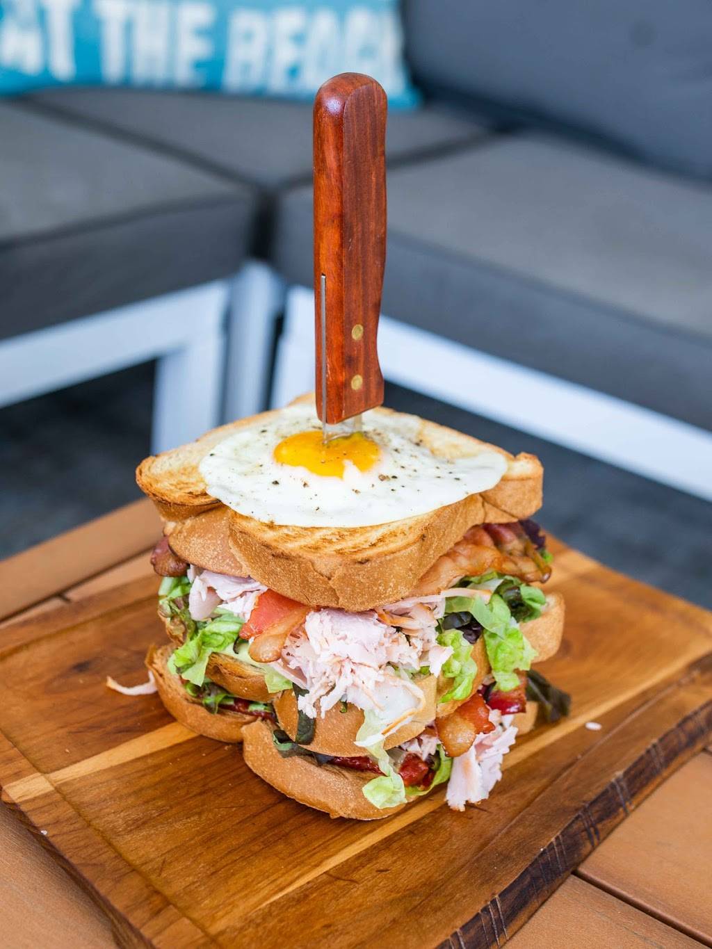 Shore Club | restaurant | 1603 N Lake Shore Dr, Chicago, IL 60610, USA | 3126358058 OR +1 312-635-8058