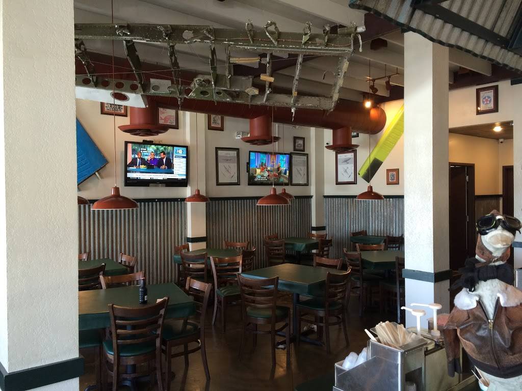 Wingstop | restaurant | 2369 Foothill Blvd b, La Verne, CA 91750, USA | 9095966400 OR +1 909-596-6400