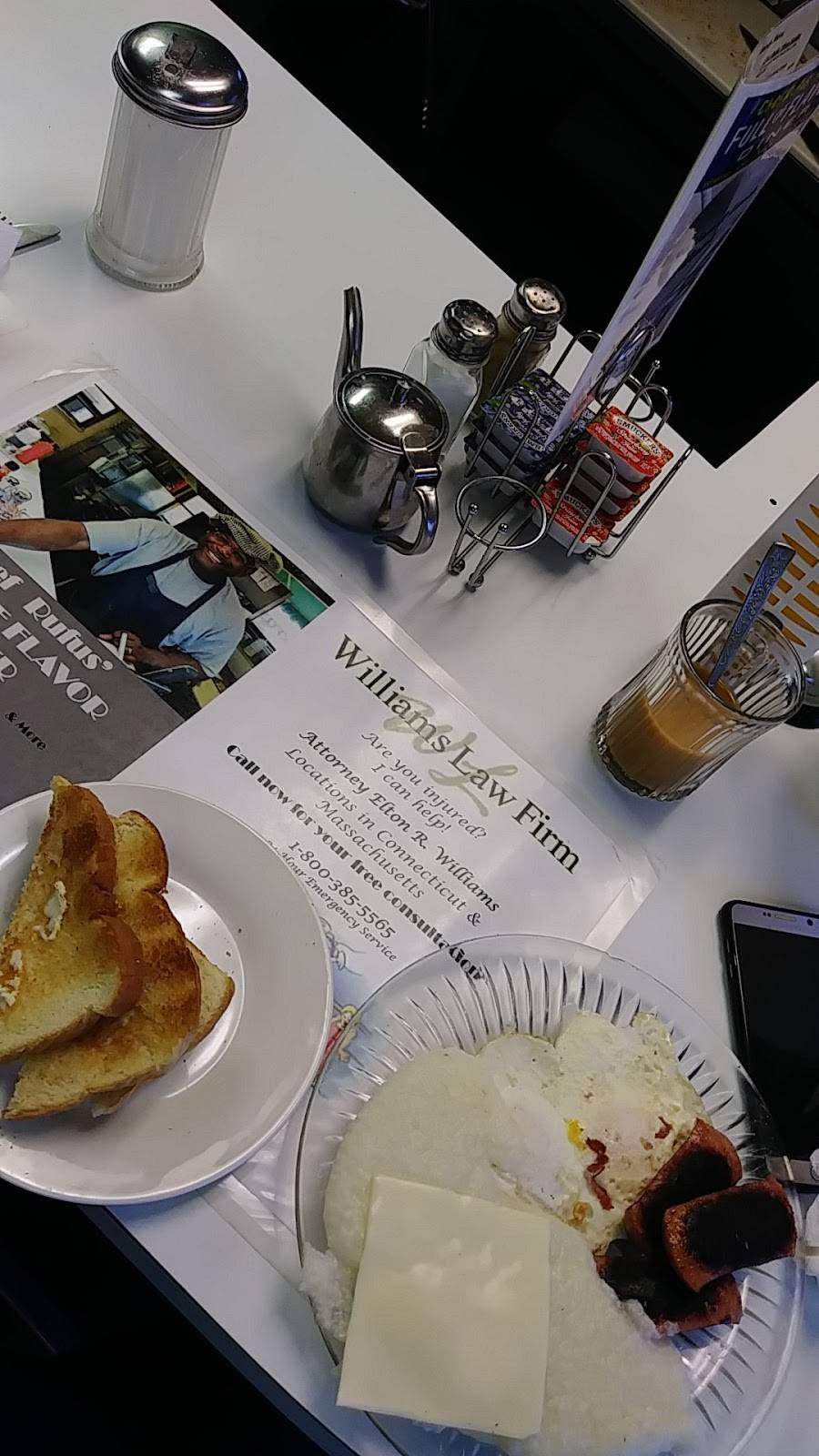 Chef Rufus Full of Flavor Diner | restaurant | 810 Cottage St, Springfield, MA 01104, USA | 4137324222 OR +1 413-732-4222