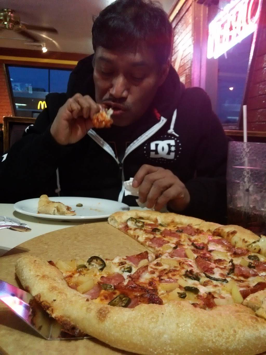 Pizza Hut | restaurant | 1013 W Roosevelt Blvd, Monroe, NC 28110, USA | 7042892588 OR +1 704-289-2588