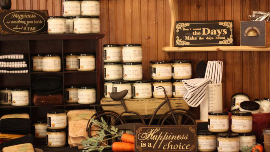 Wild Carrot LLC | restaurant | 215 E Bremer Ave, Waverly, IA 50677, USA | 3193522215 OR +1 319-352-2215