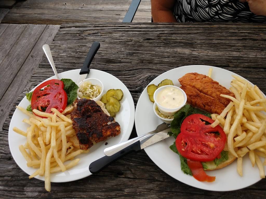 Big Tuna Raw Bar | restaurant | 807 Front St, Georgetown, SC 29440, USA | 8435461045 OR +1 843-546-1045