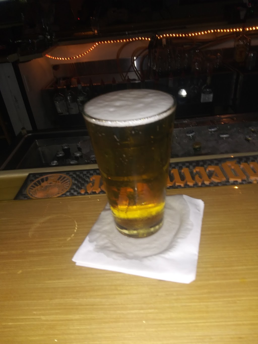 MICKS PUB | restaurant | 2140 Drew St, Clearwater, FL 33765, USA | 7274610121 OR +1 727-461-0121