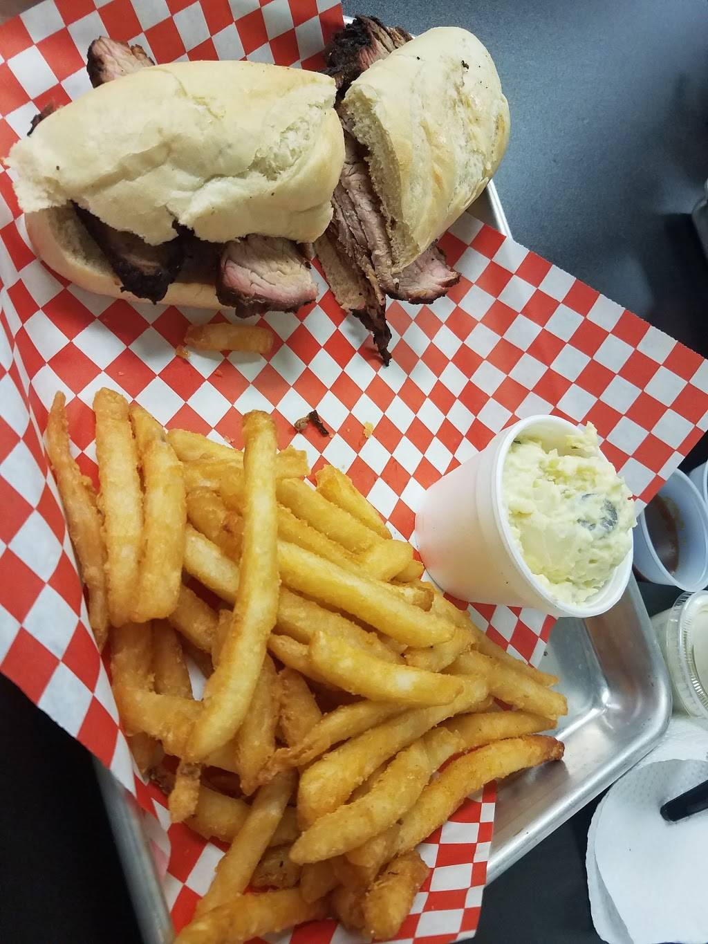 Dads Bar-B-Que & Catering | restaurant | 189 E Lerdo Hwy, Shafter, CA 93263, USA | 6612925183 OR +1 661-292-5183