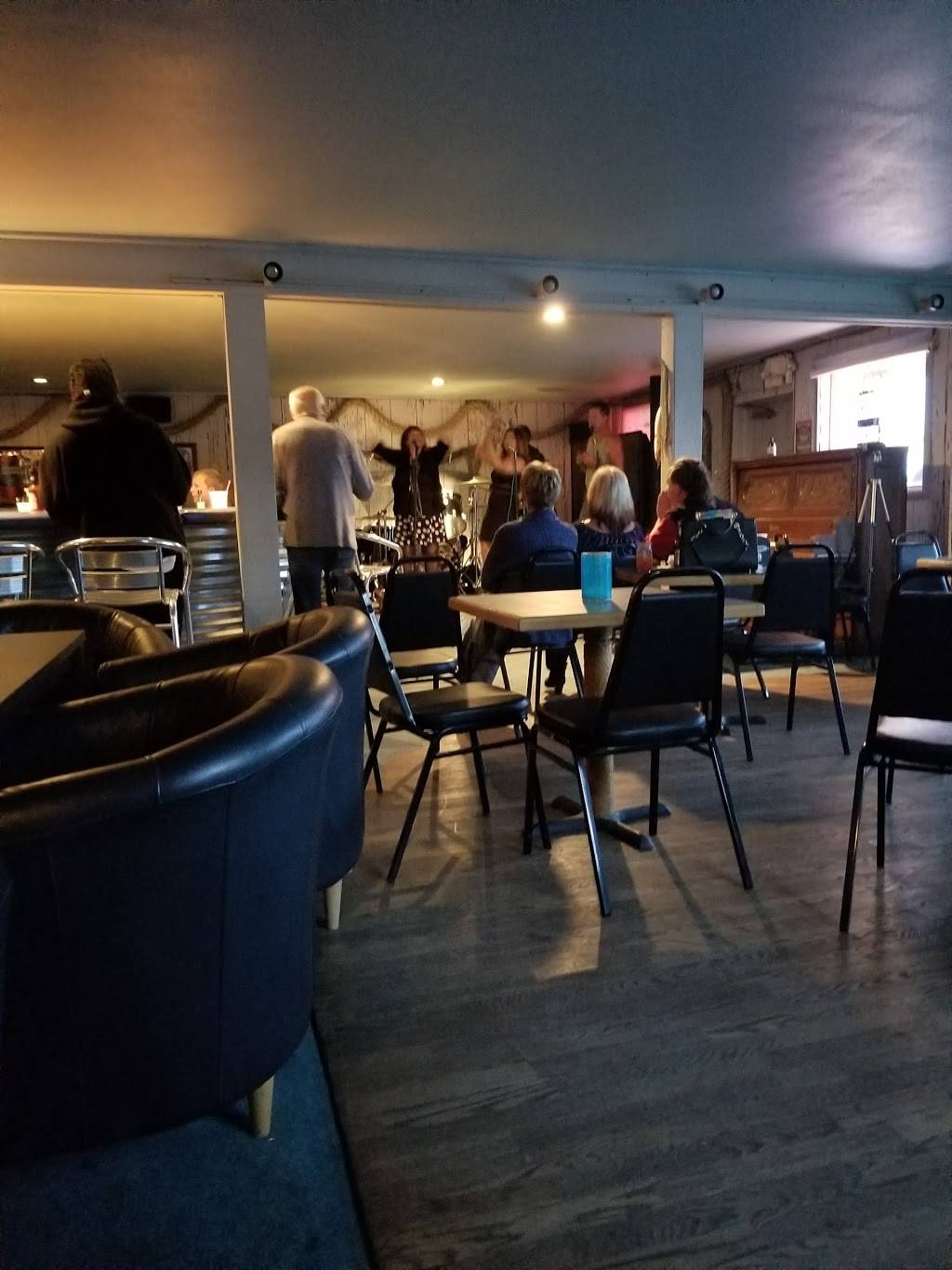 Tugs Bar and Grill | restaurant | 6201 Bethel Island Rd, Bethel Island, CA 94511, USA | 9256849800 OR +1 925-684-9800