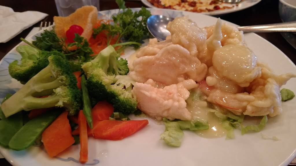 Golden Ginger | restaurant | 225 Main St, Wilmington, MA 01887, USA | 9789883999 OR +1 978-988-3999