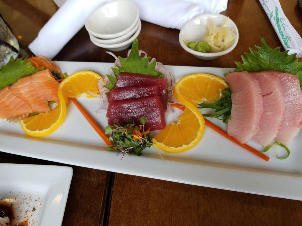 Hapifish Sushi | restaurant | 190 N Coast Hwy 101, Encinitas, CA 92024, USA | 7604527245 OR +1 760-452-7245
