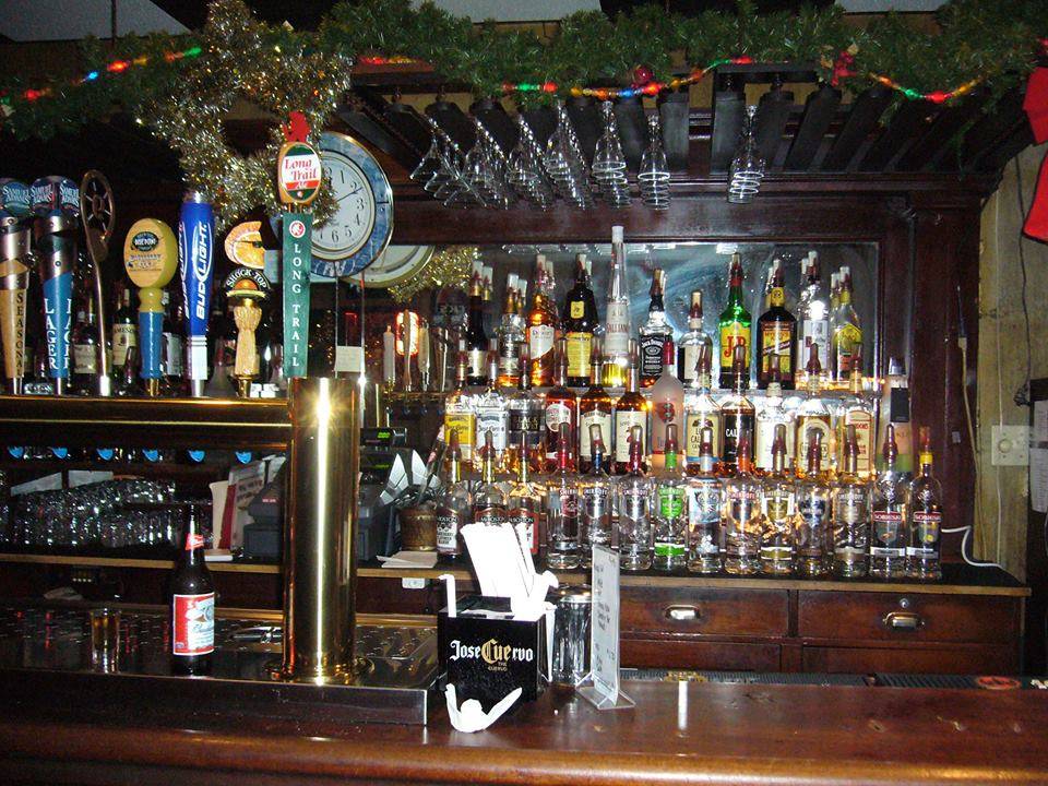 The Frosty Mug | night club | 269 Beaver St, New Britain, CT 06051, USA | 8602240129 OR +1 860-224-0129