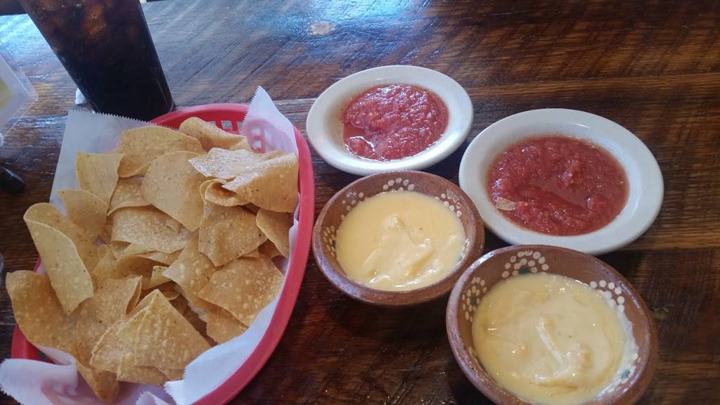 Cazadores Mexican Restaurant | restaurant | 710 S Kerr Blvd, Sallisaw, OK 74955, USA | 9187760777 OR +1 918-776-0777