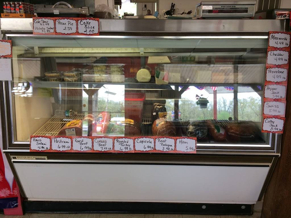 Z-7 Discount Fireworks | restaurant | 11125 N, MO-7, Climax Springs, MO 65324, USA | 5733472373 OR +1 573-347-2373