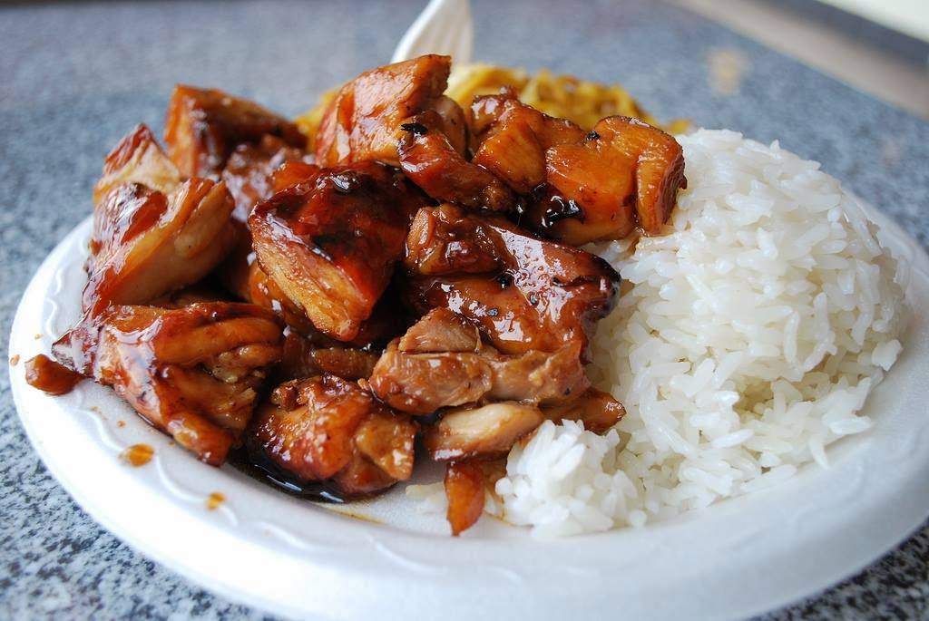 Halal Homestyle Chili & Bourbon Chicken | restaurant | 131 N Ludlow St, Dayton, OH 45402, USA | 9372209130 OR +1 937-220-9130