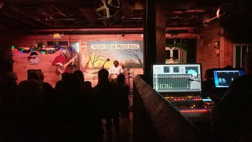 Muddy Creek Music Hall | restaurant | 5455 Bethania Rd, Winston-Salem, NC 27106, USA | 3369238623 OR +1 336-923-8623
