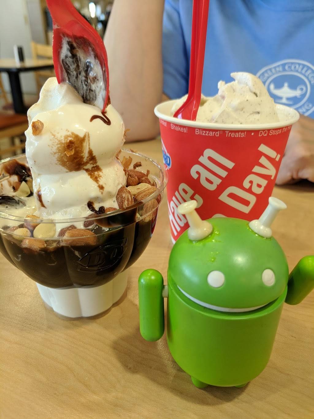 Dairy Queen Store | restaurant | 7922 Culebra Rd, San Antonio, TX 78251, USA | 2105210882 OR +1 210-521-0882