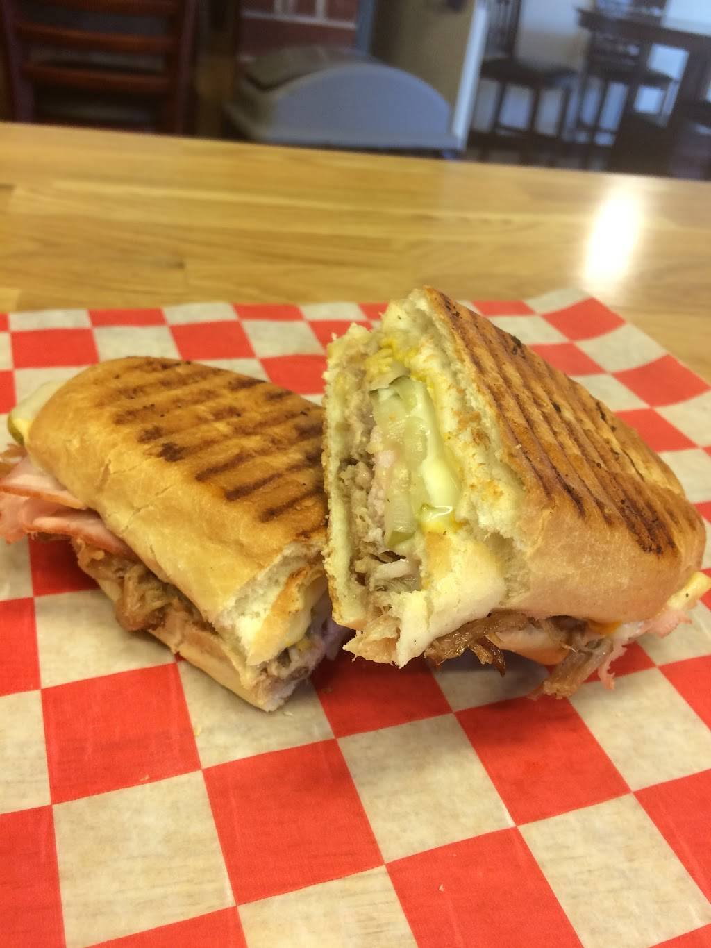 Hops Kitchen | restaurant | 999 Chestnut St SE, Gainesville, GA 30501, USA | 7706548022 OR +1 770-654-8022