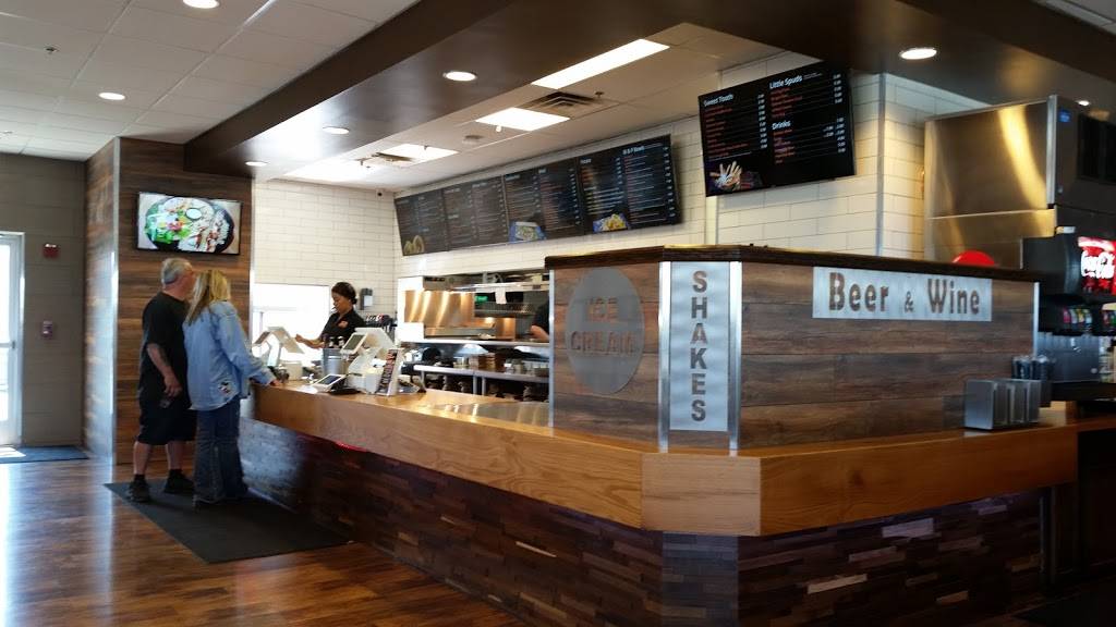 Meat & Potato Eatery-Carpentersville | restaurant | 2258 Randall Rd, Carpentersville, IL 60110, USA | 8478440544 OR +1 847-844-0544