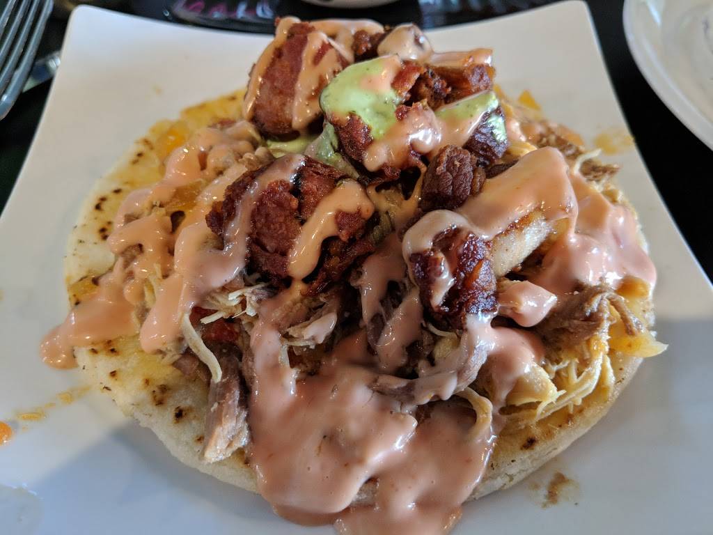 Paisas Twin | restaurant | 14045 Westheimer Rd, Houston, TX 77077, USA | 8326178454 OR +1 832-617-8454