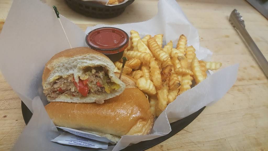 The Headliner Bar & Grill | night club | 370 W Old Country Rd, Hicksville, NY 11801, USA | 5165130420 OR +1 516-513-0420