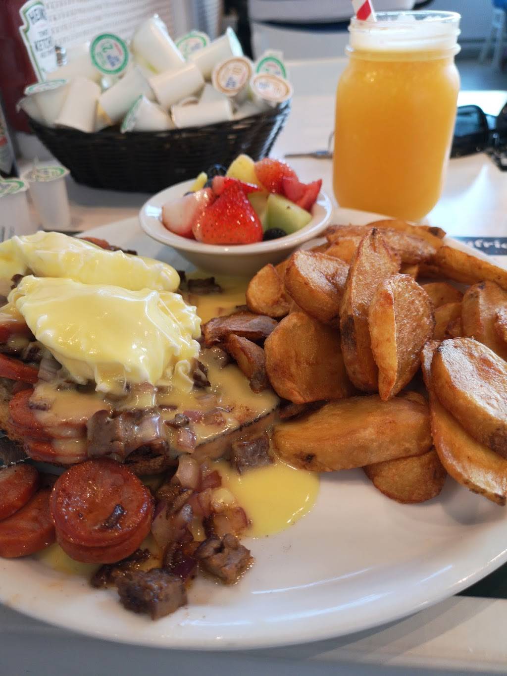 LOeufrier Trois Rivières | restaurant | 5095 Rue Marion, Trois-Rivières, QC G9A 6M9, Canada | 8198414788 OR +1 819-841-4788