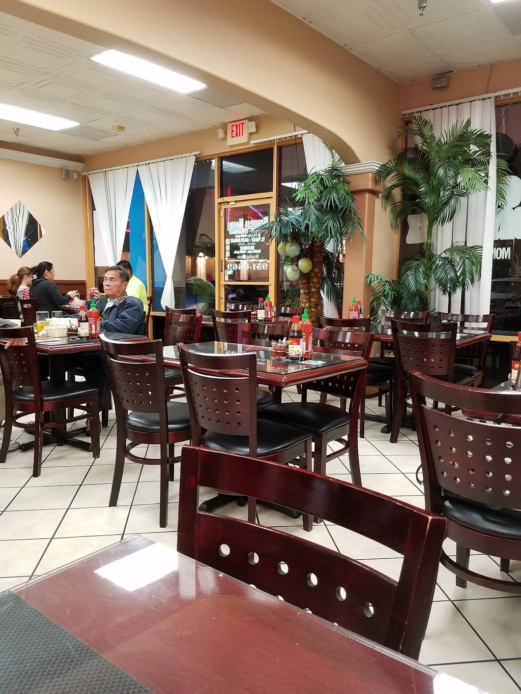 Pho Saigon Le | restaurant | 12353 Mariposa Rd F12, Victorville, CA 92395, USA | 7609510869 OR +1 760-951-0869