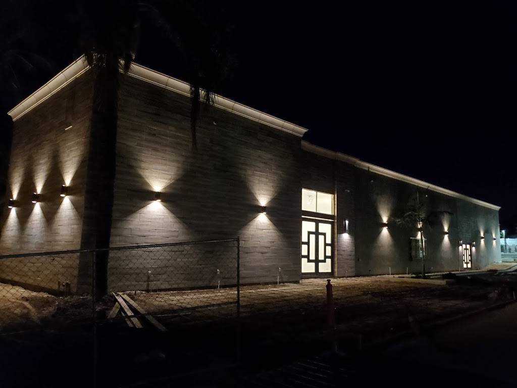 R Banquet | restaurant | 651 W Whittier Blvd, La Habra, CA 90631, USA | 6266183032 OR +1 626-618-3032