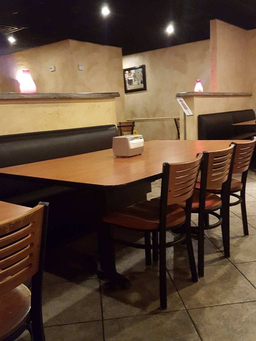Monicals Pizza | restaurant | 1703 W Main St, Robinson, IL 62454, USA | 6185443228 OR +1 618-544-3228
