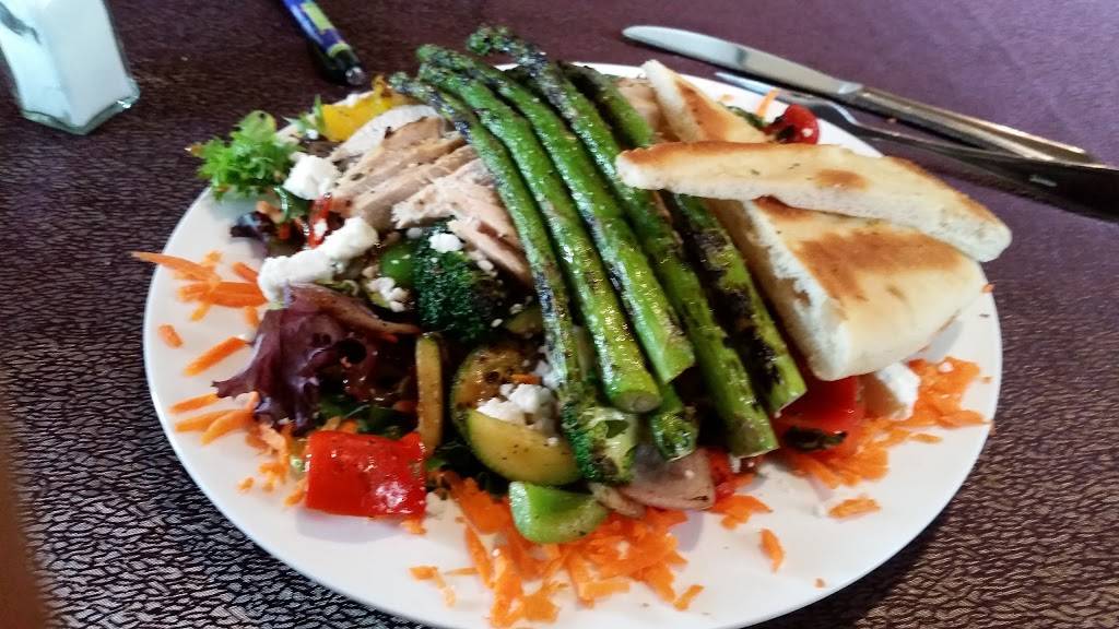 Bercs Steakhouse | restaurant | 186 Lansdowne St E, Peterborough, ON K9J 7N9, Canada | 7057453434 OR +1 705-745-3434