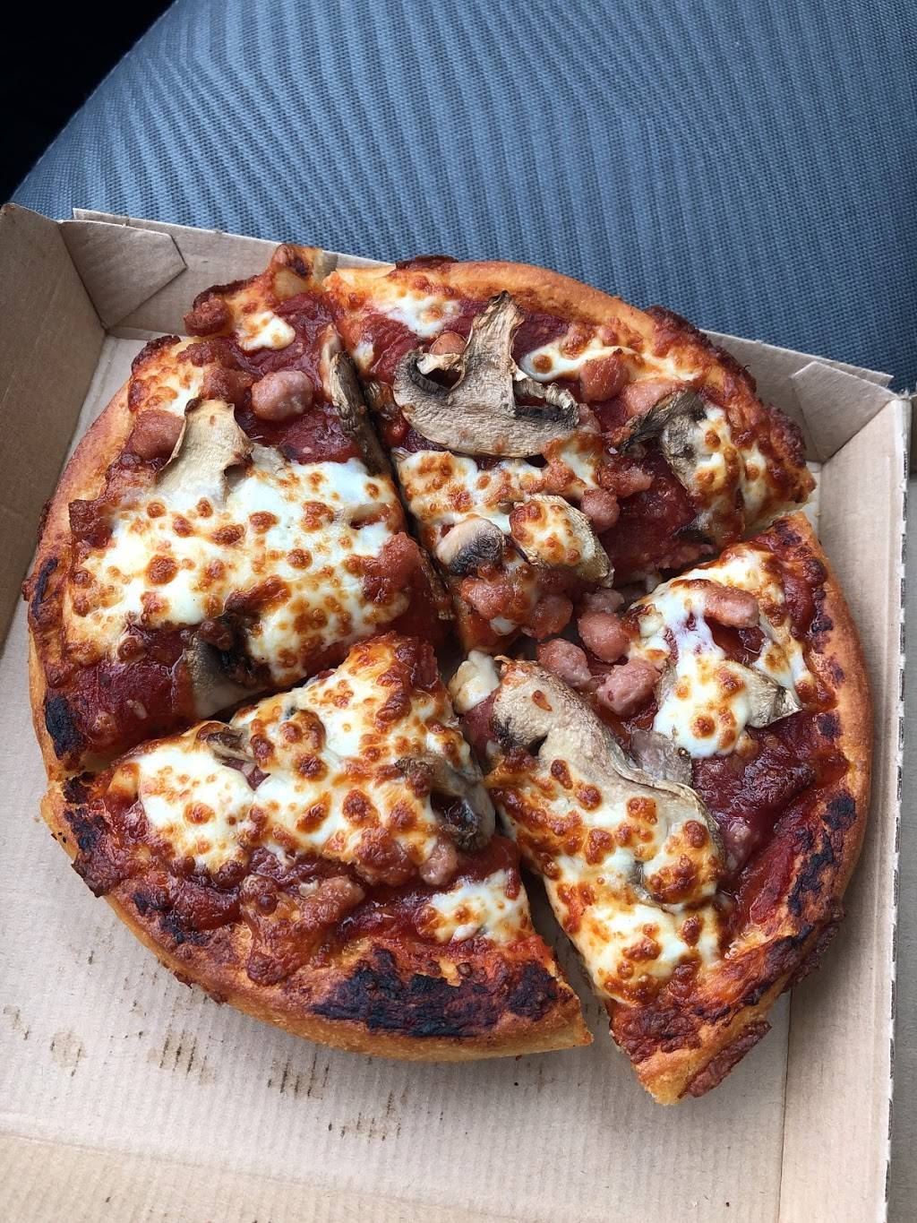 Pizza Hut | meal delivery | 9990 The Gore Rd, Brampton, ON L6P 2L1, Canada | 2899481078 OR +1 289-948-1078