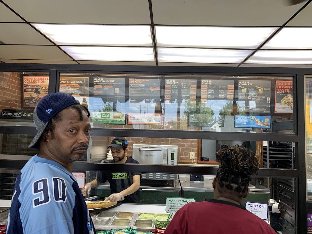 Subway Restaurants | restaurant | 2719 Jefferson St, Nashville, TN 37208, USA | 6153210612 OR +1 615-321-0612
