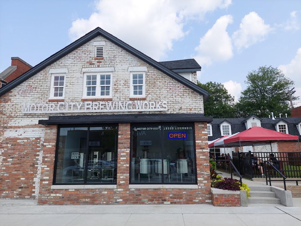 Motor City Brewing Works-Livernois | restaurant | 13950 Livernois, Detroit, MI 48221, USA | 3138322700 OR +1 313-832-2700