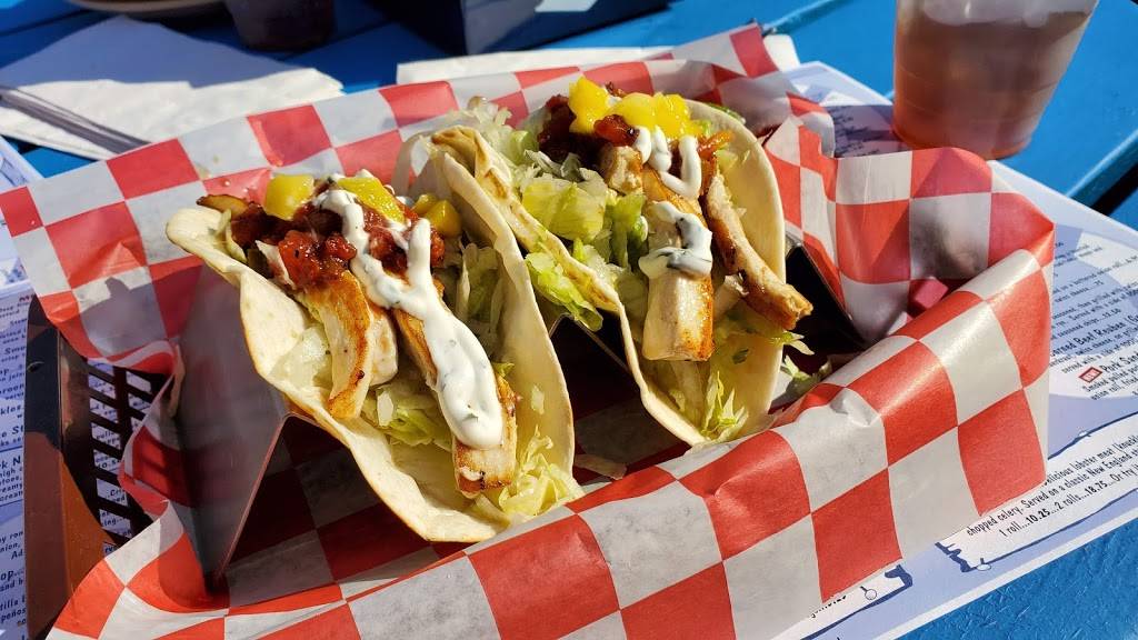 Mikes on the Water | restaurant | 24600 Jefferson Ave, St Clair Shores, MI 48080, USA | 5868722630 OR +1 586-872-2630